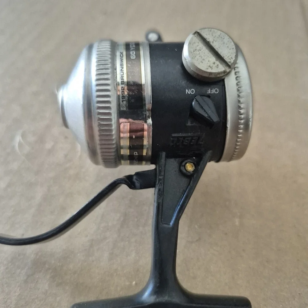 Vintage Zebco Brunswick 1992 Trigger Spin UL2 Underspin Casting Reel